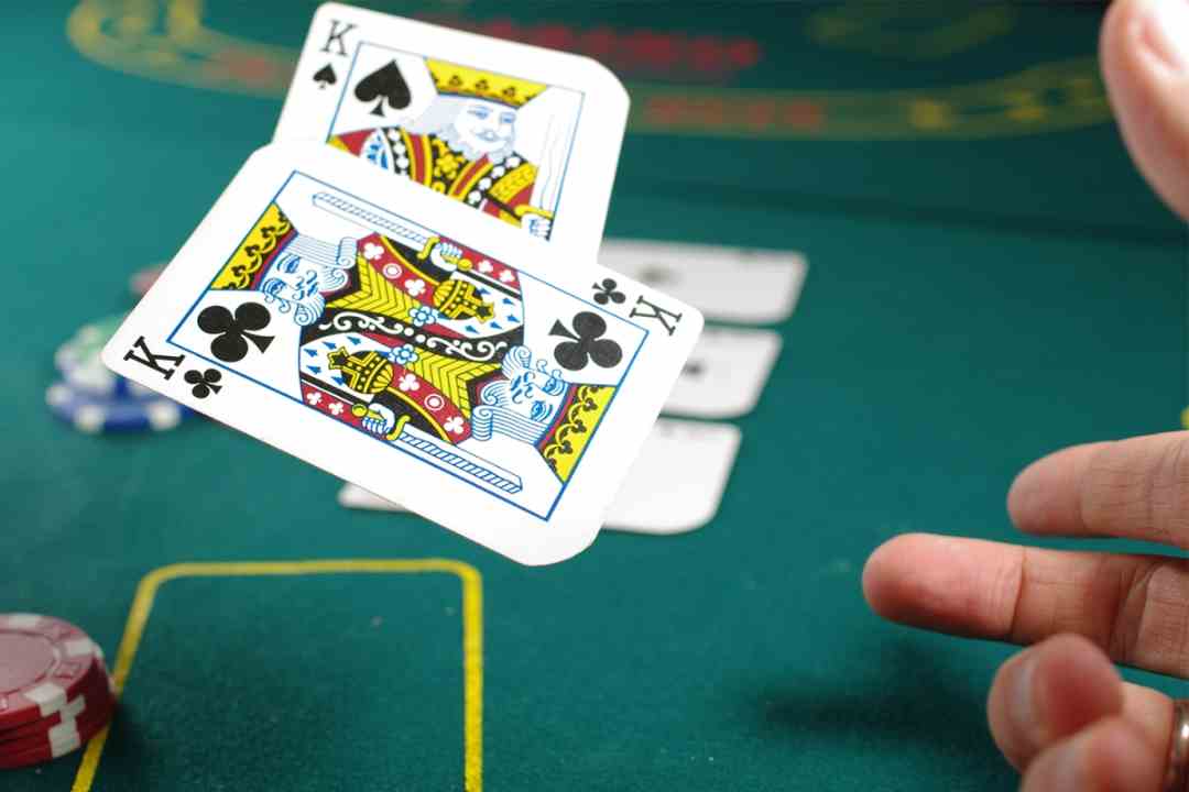Số lượng các tay cược tham gia sảnh game King’s Poker khá đông đảo